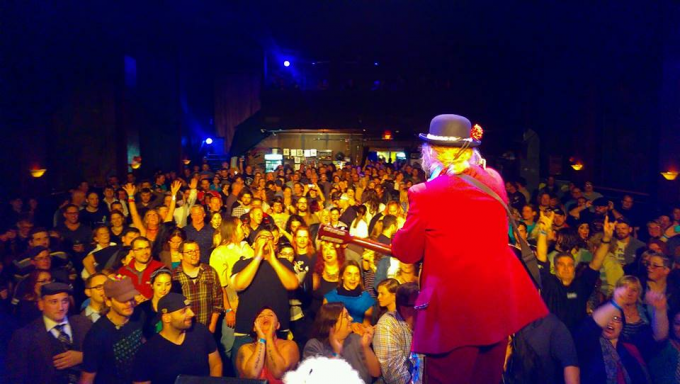 Squirrel Nut Zippers at Knuckleheads