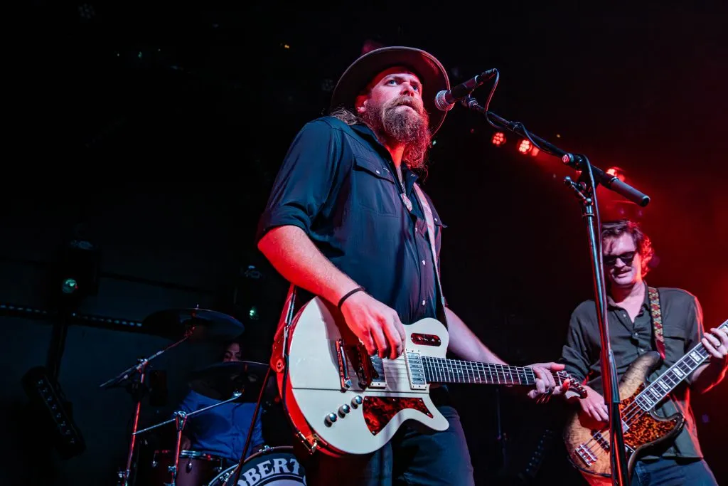 Robert Jon and The Wreck tickets